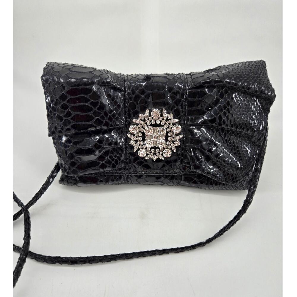 Glam Hollywood Ruffle Evening Rhinestone Brooch IMAN Global Clutch Purse